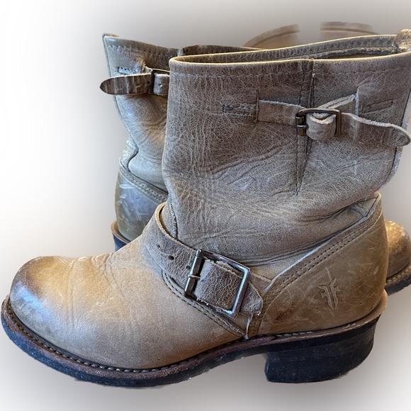 Size 7 women’s Frye 8R Engineer Boots ** Excellent Condition - Picture 5 of 13